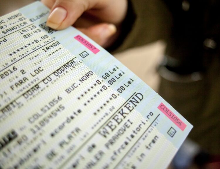 CFR: Trafic reluat Sinaia-Bușteni