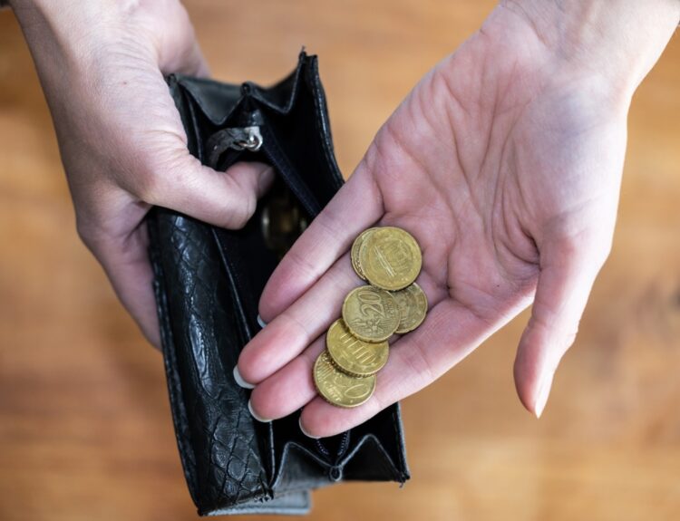 Inflație: venituri în scădere