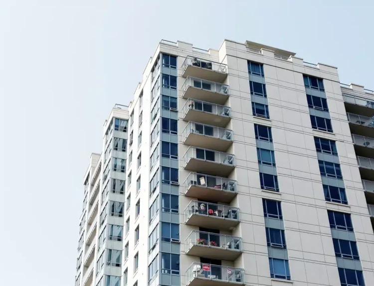 Presiune pe piața imobiliară