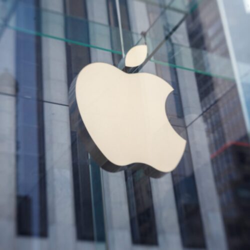 Siri: Apple ia în calcul AI