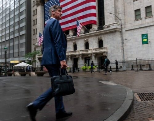 Trump: Amenințările lui nu mai sperie investitorii