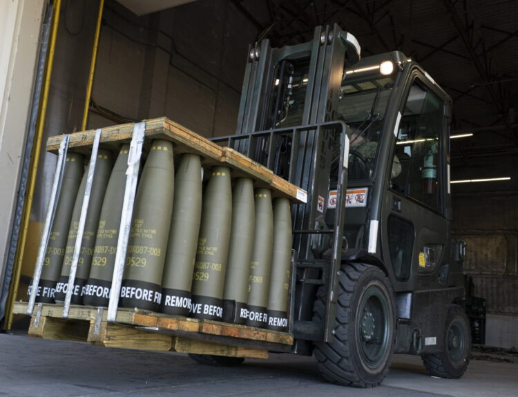 Ajutor armat pentru Ucraina