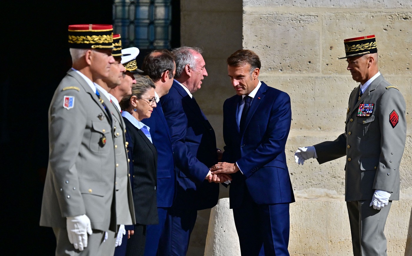 Demisie premier Franța