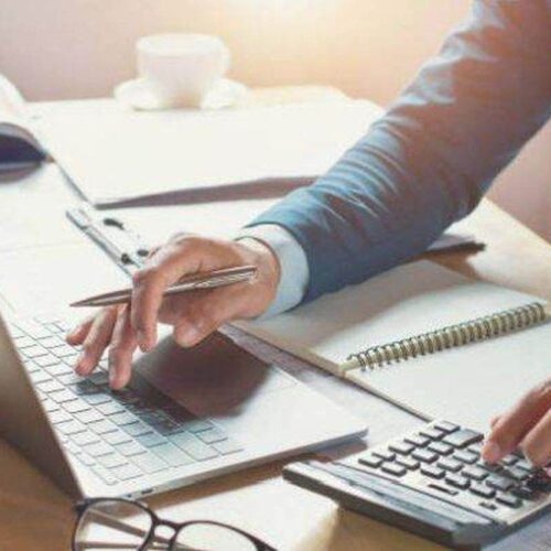 Figure: 787,5 milioane $ prin IPO