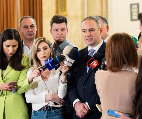 Deficit bugetar 8,4% din PIB