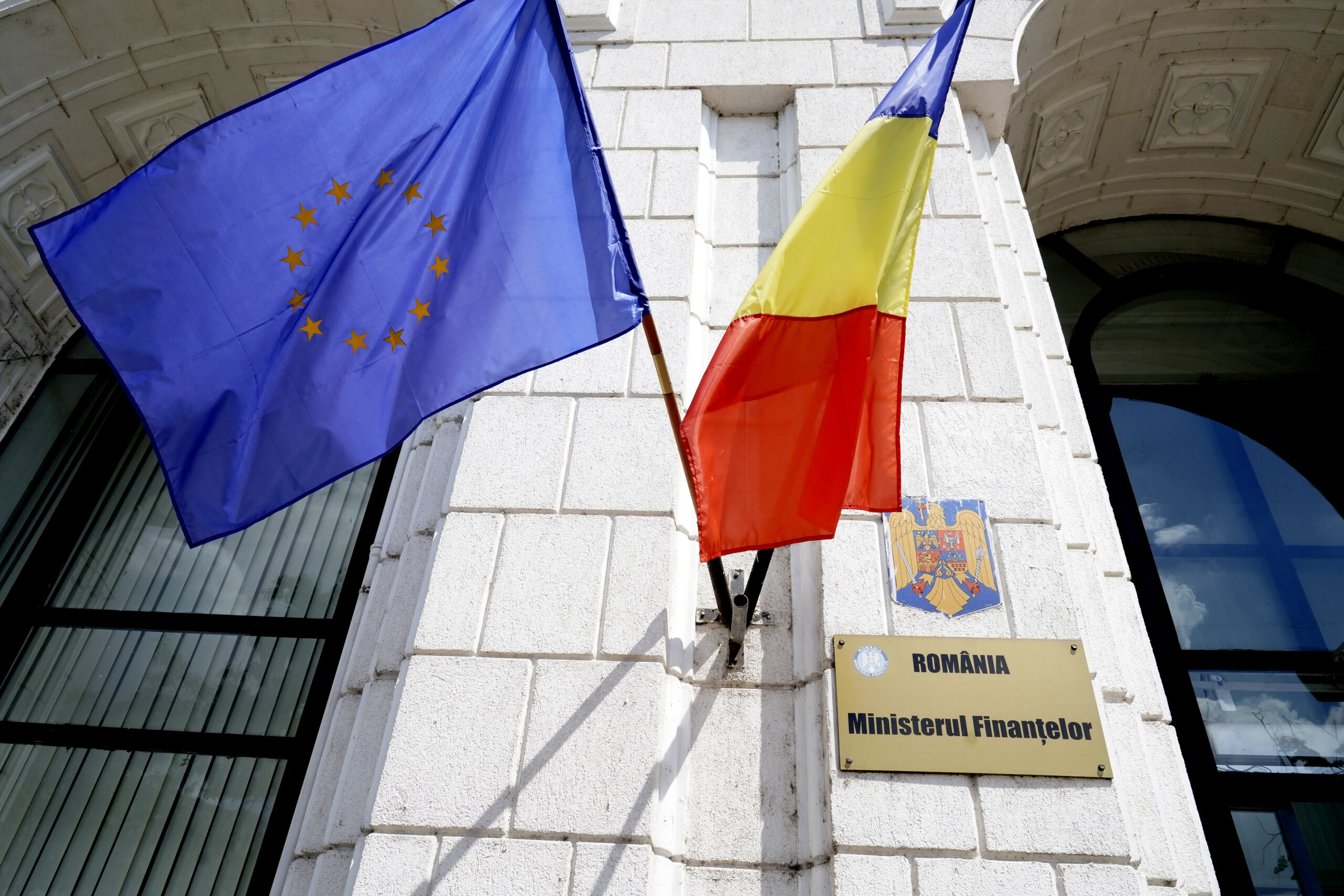 România se împrumută din nou în 2025