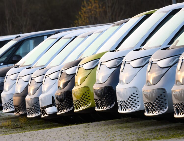 Mașini Electrice: De Ce Românii Refuză?