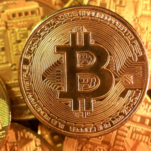 Prețul Bitcoin: Factor Economic Decisiv