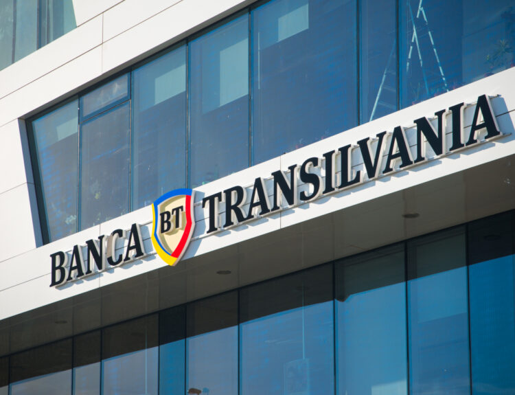 Fitch confirmă ratingul Băncii Transilvania