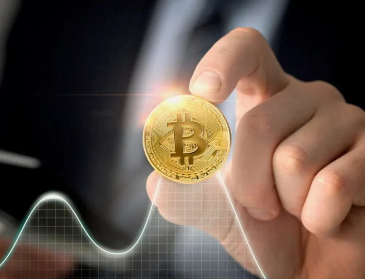 Bitcoin coboară sub 63.000$: Impact global și previziuni