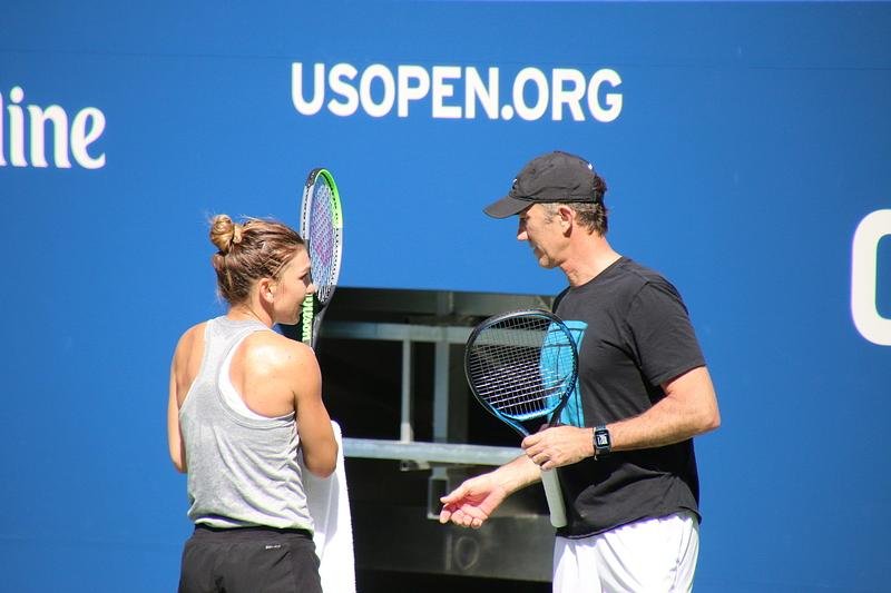 Darren Cahill, invitat special la evenimentul de retragere al Simonei Halep