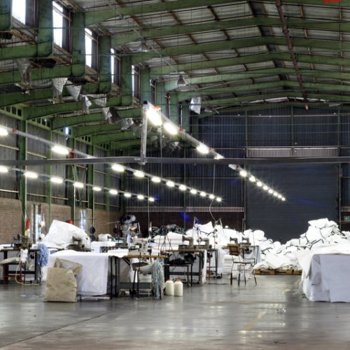 Fabrica simbol din România devine proiect imobiliar după 40 de ani