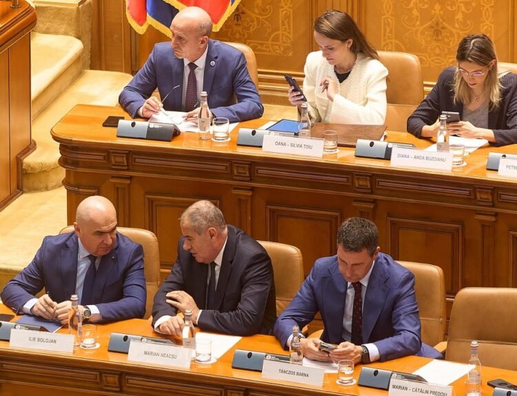 Femeile în politică: Reprezentare scăzută în România, raport 2023