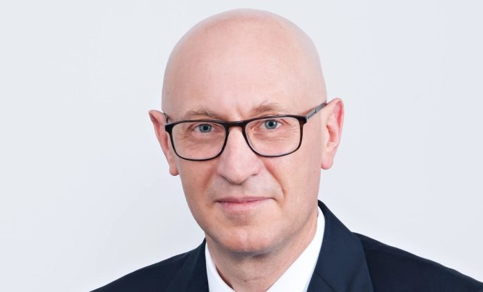 Foști angajați ai Federal Reserve, căutați de băncile centrale
