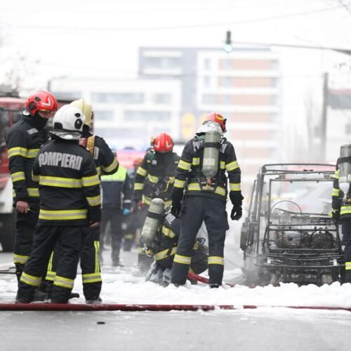 Incendiu fatal: Mașină electrică ia o viață în București