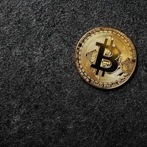 Indicele Fear & Greed scade la 5, Bitcoin rămâne la 63.000$