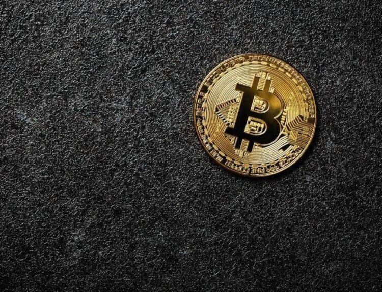 Indicele Fear & Greed scade la 5, Bitcoin rămâne la 63.000$