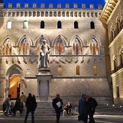 Monte dei Paschi di Siena preia Mediobanca pentru profit de 3,7 miliarde euro