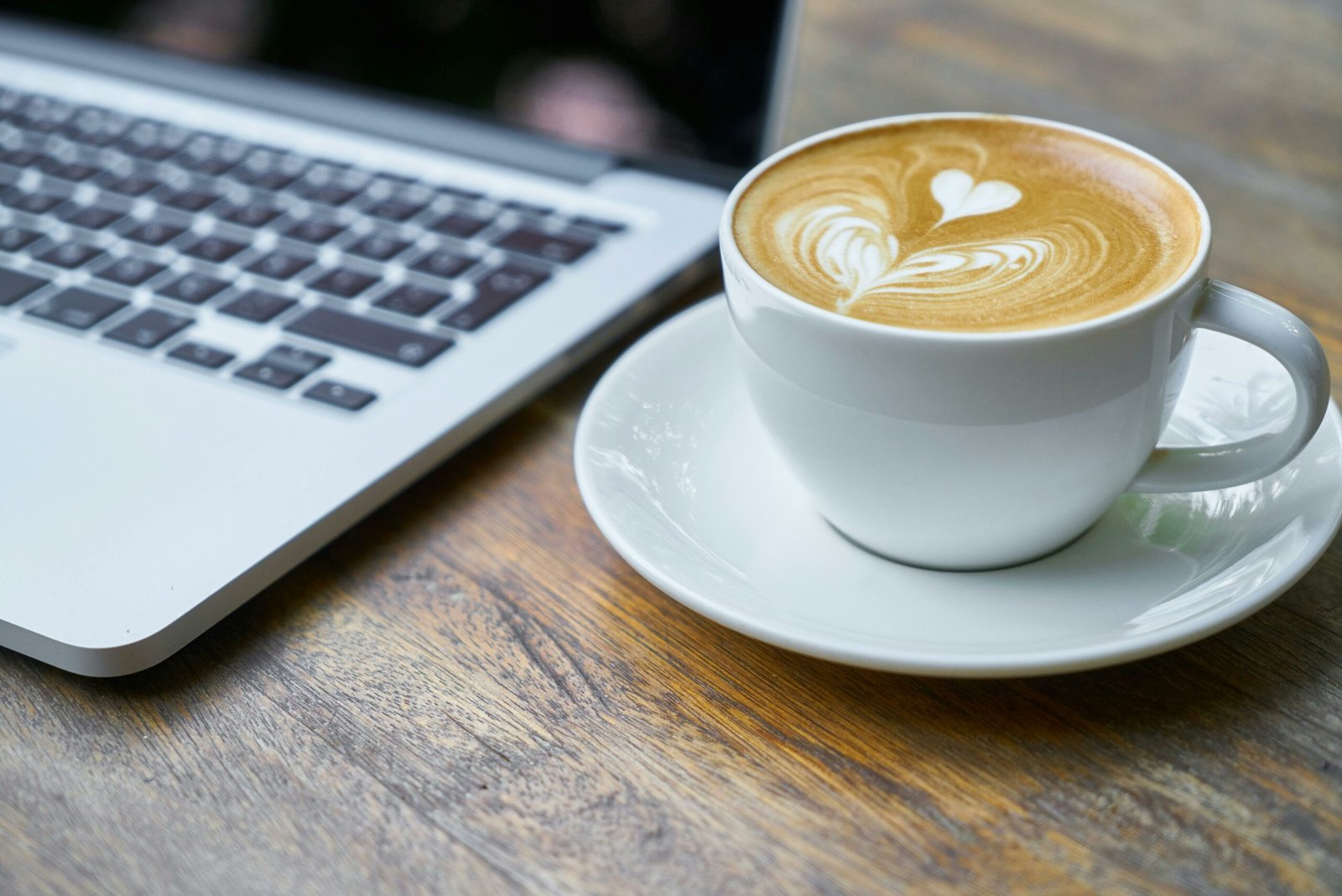 Orașul unde poți plăti cafeaua cu Bitcoin: Descoperă-l acum!