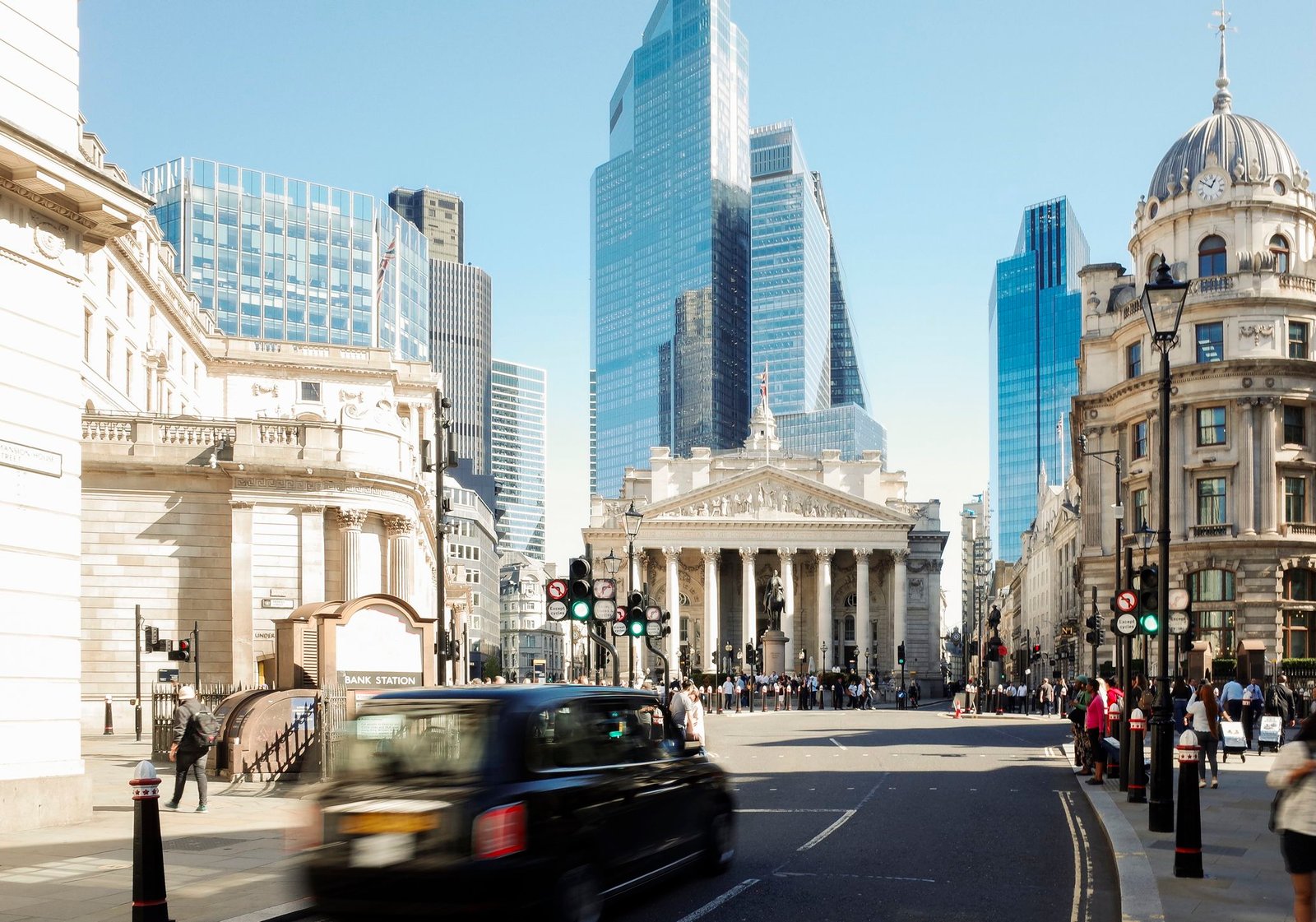 Ratele de interes din Marea Britanie rămân la 3.75% - Vezi detalii!