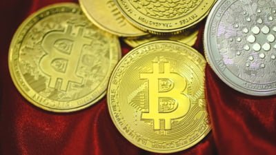 Secretele apărării SUA vândute rușilor în criptomonede