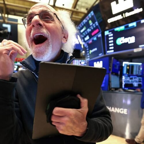 Trei factori esențiali care au impulsionat bursa Wall Street