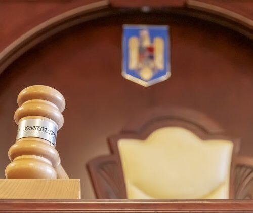 CCR: Legile bugetului conforme cu Constituția română
