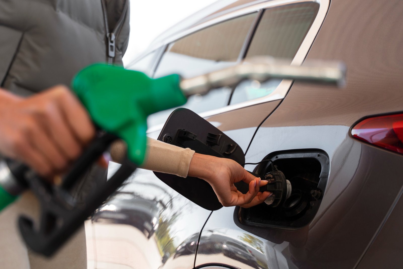 Evoluția prețurilor carburanților în România: creșteri semnificative în 2026