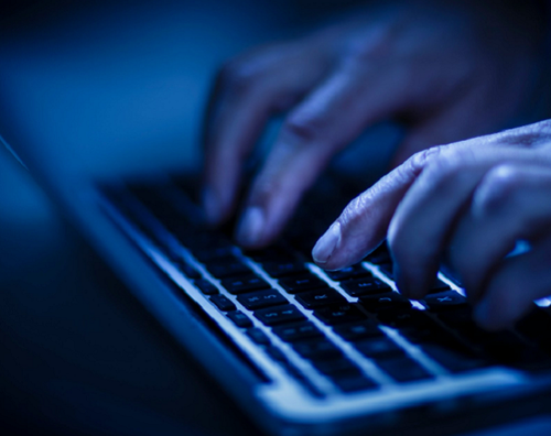 Hackeri ruși vizează utilizatorii aplicațiilor de mesagerie