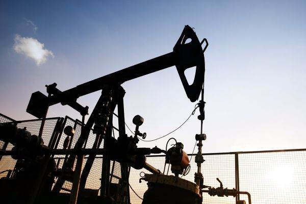 Kuweit anunță forță majoră și scade producția de petrol