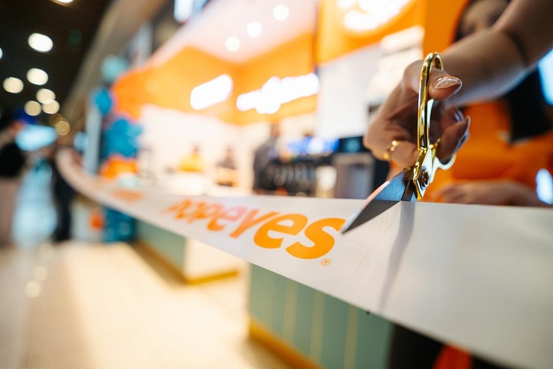 Popeyes își extinde prezența în România: Suceava și Cluj-Napoca