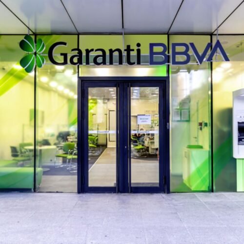 Raiffeisen aproape de achiziția Garanti BBVA pentru 550 milioane euro