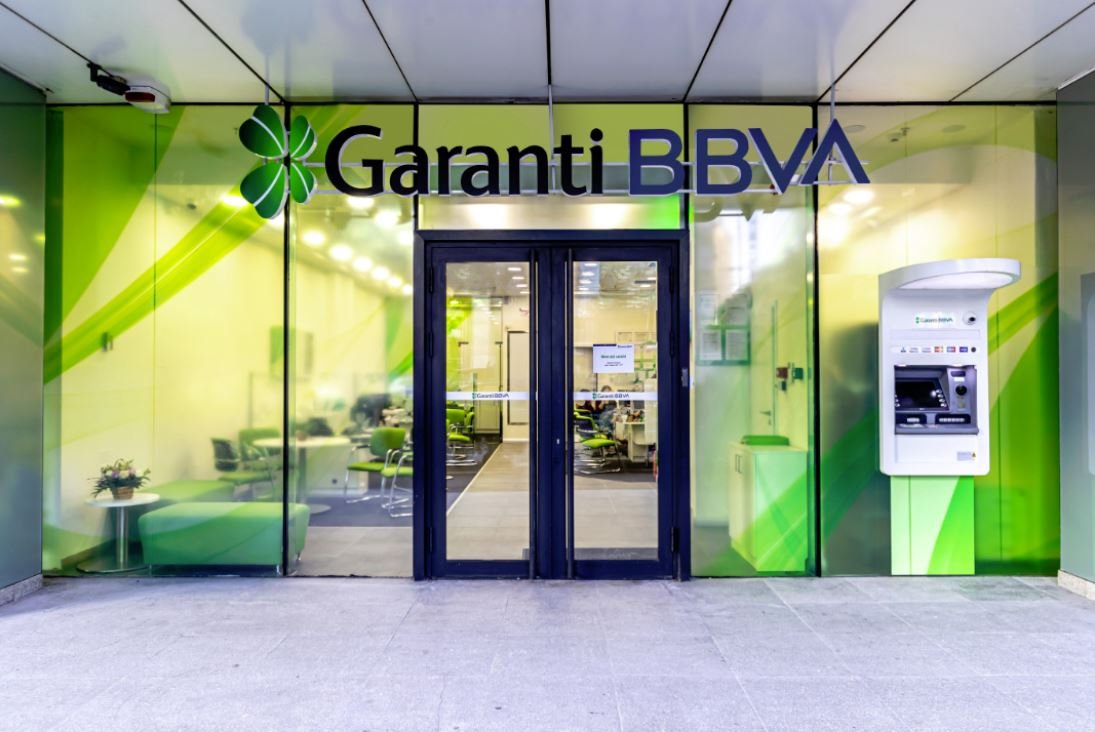 Raiffeisen aproape de achiziția Garanti BBVA pentru 550 milioane euro
