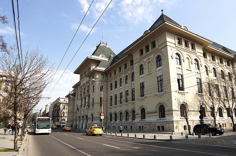 Autoritățile din București implementează „aparate climatice” pentru vreme extremă