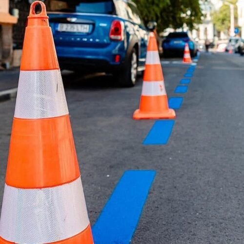 București renunță la parcarea gratuită pentru mașinile hibride