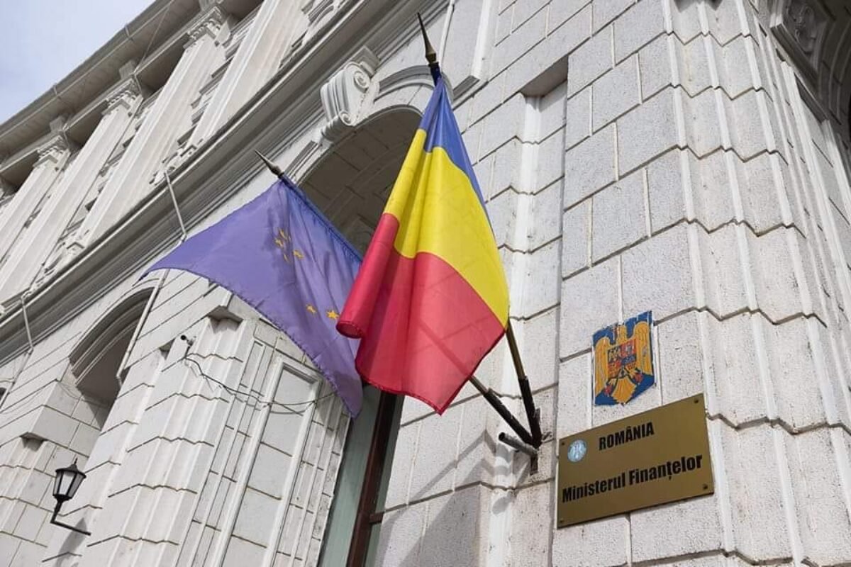 Ministerul Finanțelor împrumută 300 milioane lei de la bănci