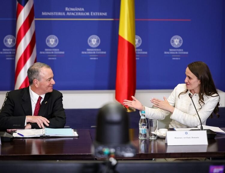 Miniștri și ambasadori la întâlnirea Comisiei Fulbright România-SUA