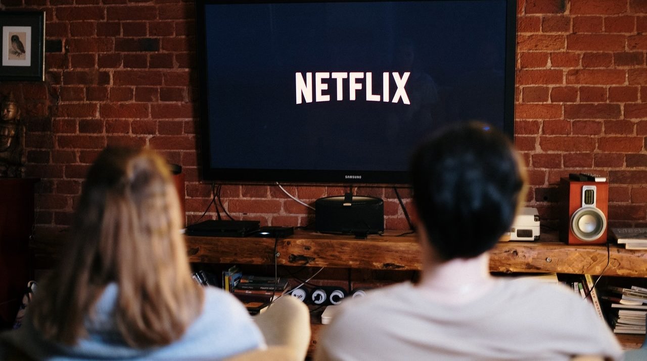 Netflix aprobă răscumpărarea de acțiuni de 25 miliarde dolari