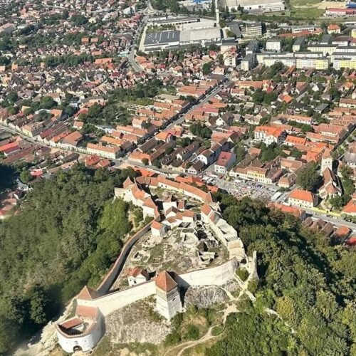 Restaurarea cetății Râșnov: autoritățile locale lancează licitația