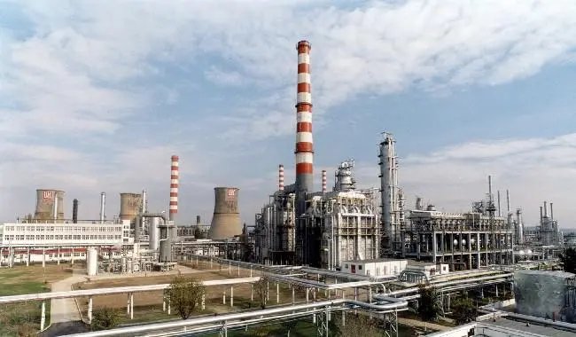 România primește derogare de la SUA pentru reluarea rafinării