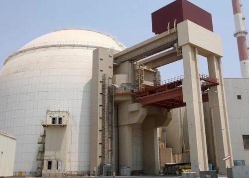 Rusia evacuează personalul de la centrala nucleară Bushehr