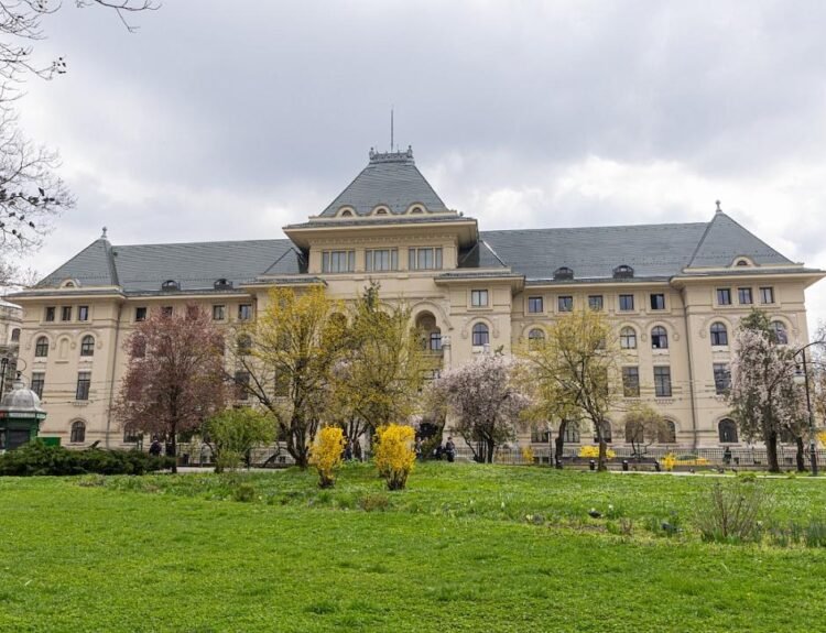 „Primăria București oferă tururi gratuite de weekend”