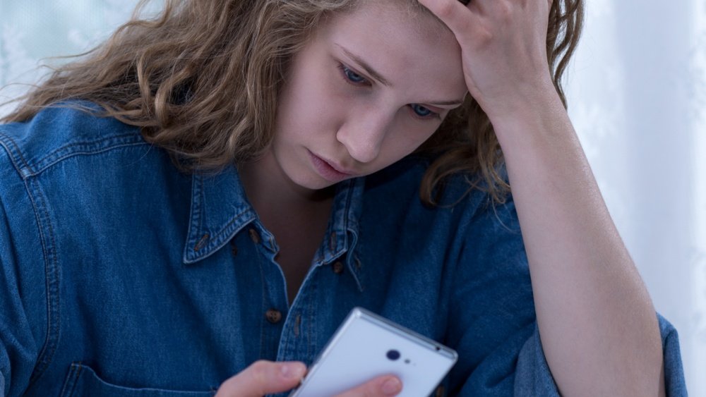 42.3% din oameni au văzut mesaje ostile online în 2025
