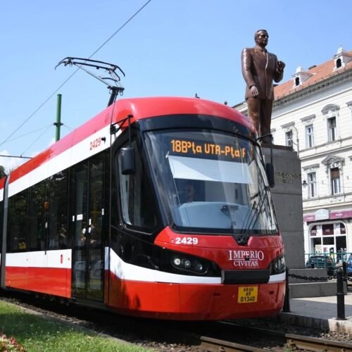Arad reduce tariful transportului public la 1 RON pe zi
