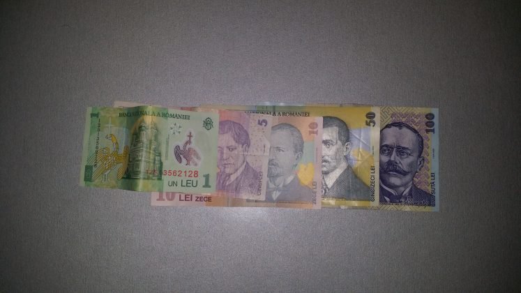 Băncile care oferă dobânzi mai mari decât Tezaur și Fidelis