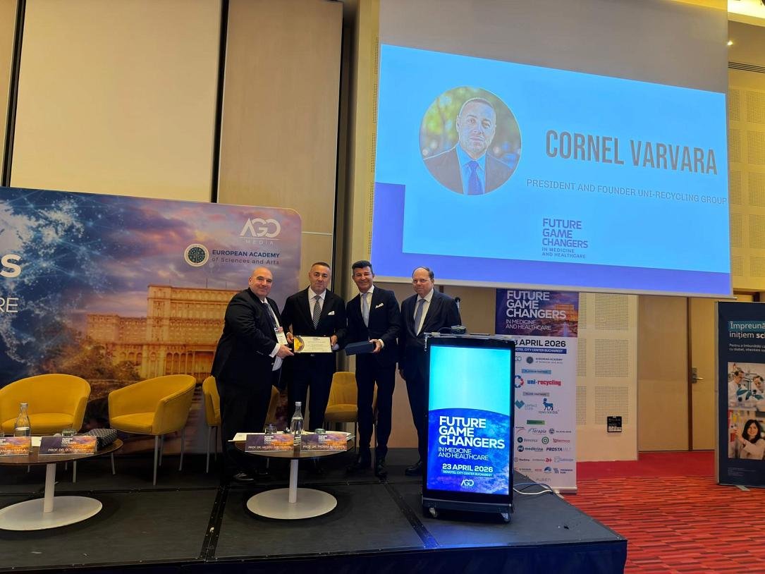 Cornel Varvara, premiat de Prof. Dr. Bob Djavan pentru sănătate