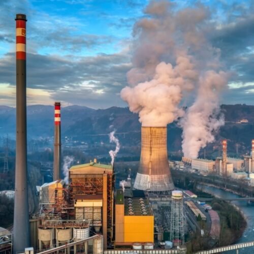 Emisiile de gaze cu efect de seră în UE: creștere de 0.9% în T4 2025