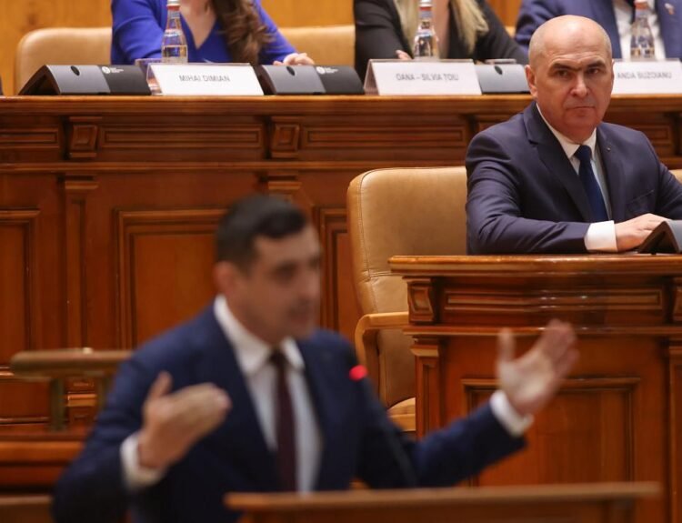 Majoritatea românilor consideră că moțiunea PSD-AUR va agrava situația economică