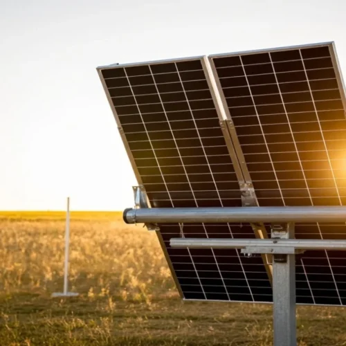 Record istoric în producția fotovoltaică din România: 2.500 MW generați