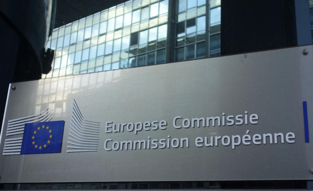 Comisia Europeană dă undă verde ajutoarelor de stat de 1 miliard EUR pentru România